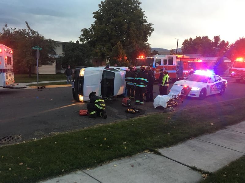 Police Respond To Two Car Crash Blocking Missoula Street Abc Fox